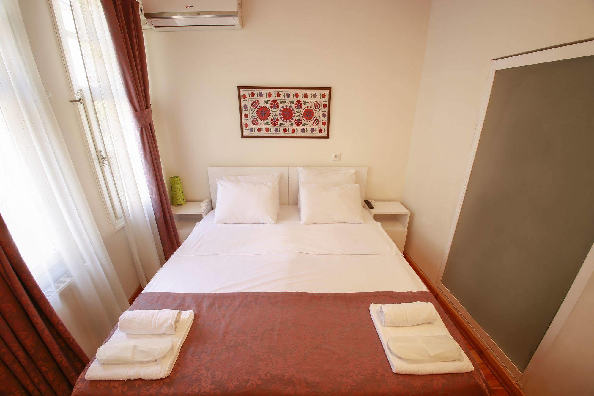 Lale Inn Ortakoey Istanbul Exterior foto